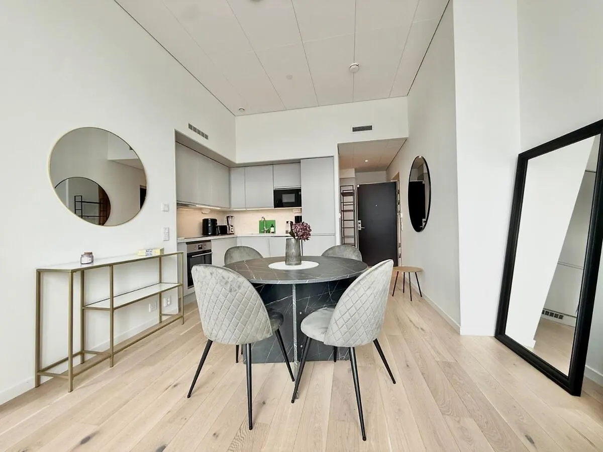 Apartment Luxury Apt - Karlatornet - 2Br - Spa - Gym - City Gothenburg Sweden