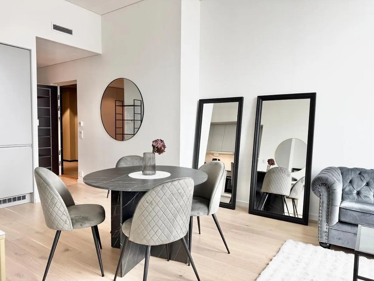 גטבורג Luxury Apt - Karlatornet - 2Br - Spa - Gym - City שבדיה